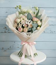 Букет цветов из:  Розы и Лизиантусы в Чермозе