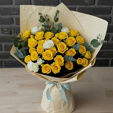 Букет цветов из:  Розы в Чермозе