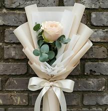 Букет цветов из:  Розы в Чермозе