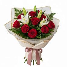 Букет цветов из:  Лилии и Розы в Чермозе