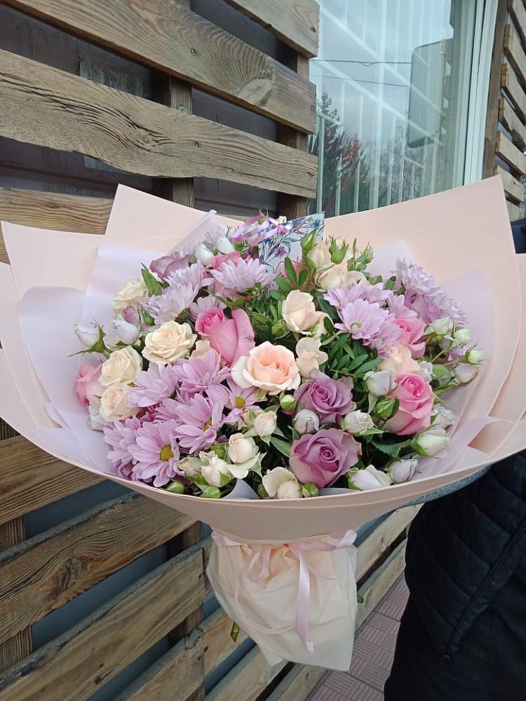 Букет цветов из: Розы и Хризантемы в Чермозе