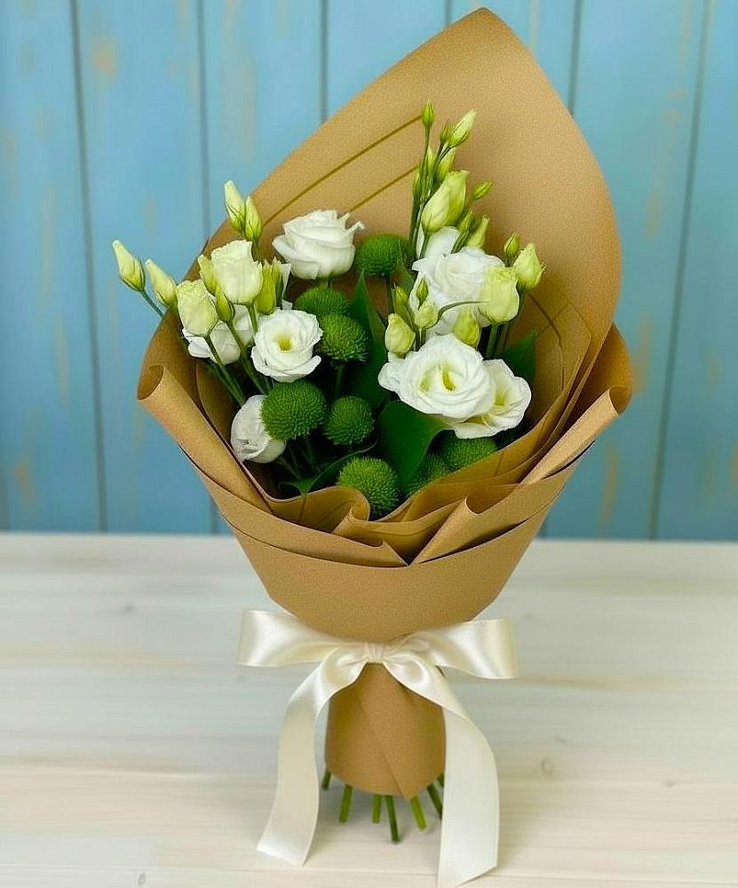 Букет цветов из: Хризантемы и Лизиантусы в Чермозе