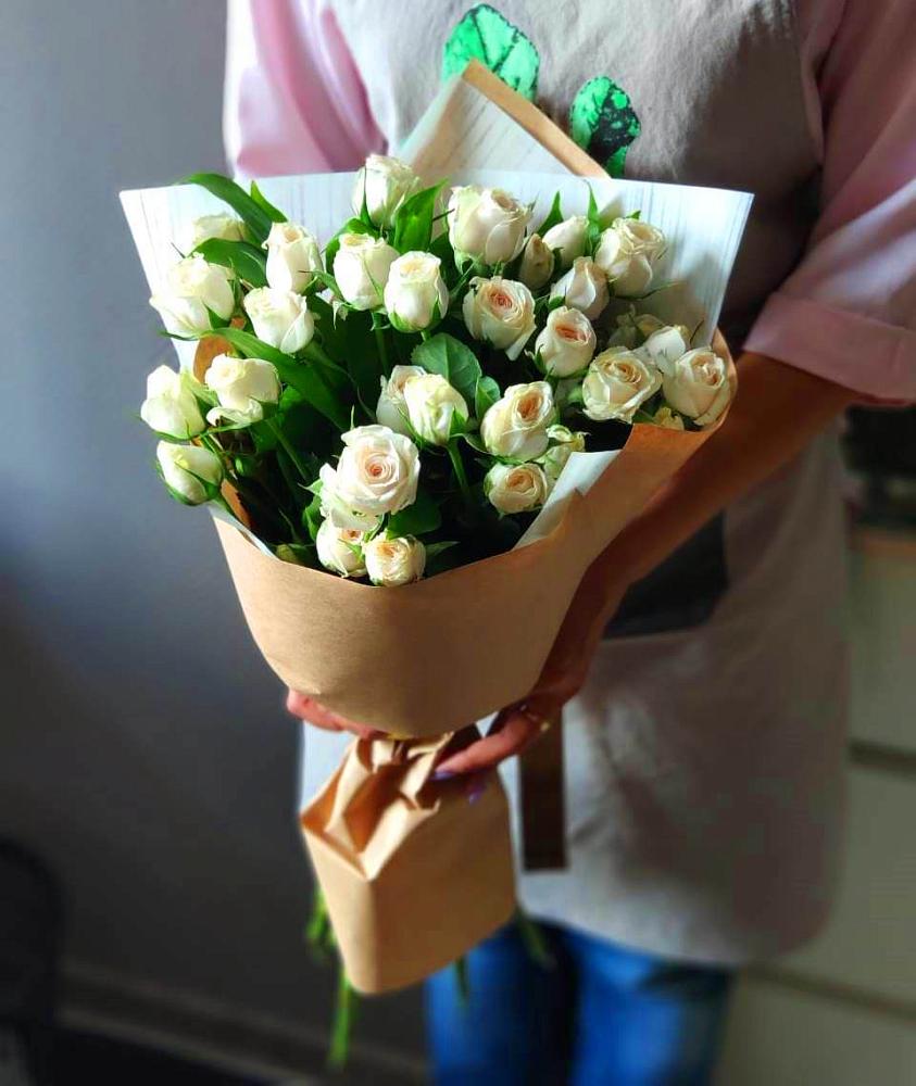 Букет цветов из: Розы в Чермозе