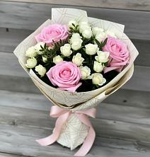 Букет цветов из:  Розы в Чермозе