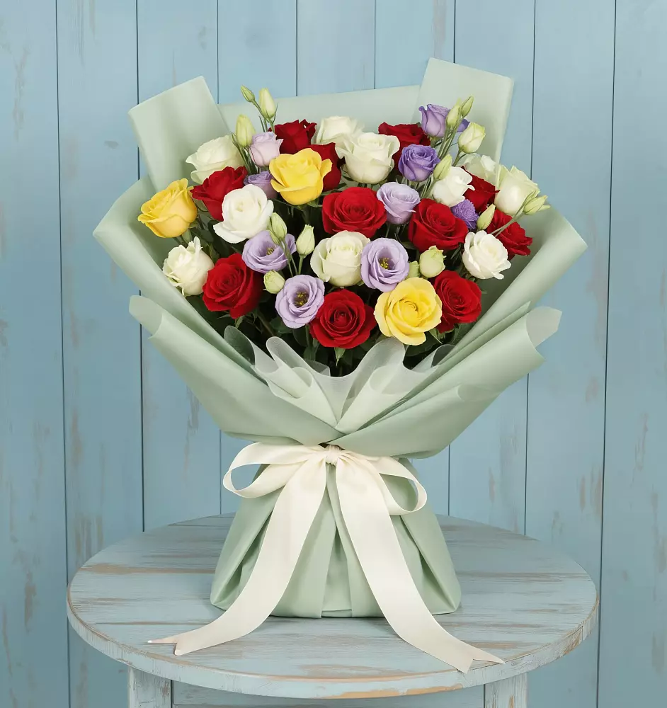 Букет цветов из: Розы в Чермозе