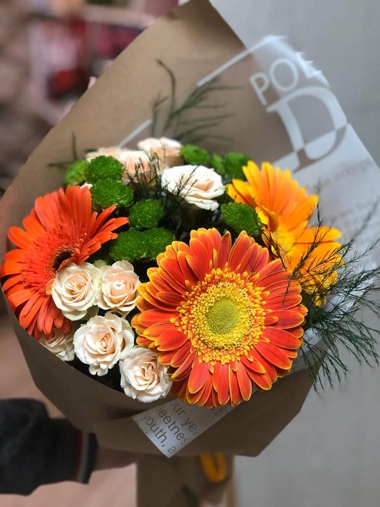 Букет цветов из: Герберы, Хризантемы и Розы в Чермозе