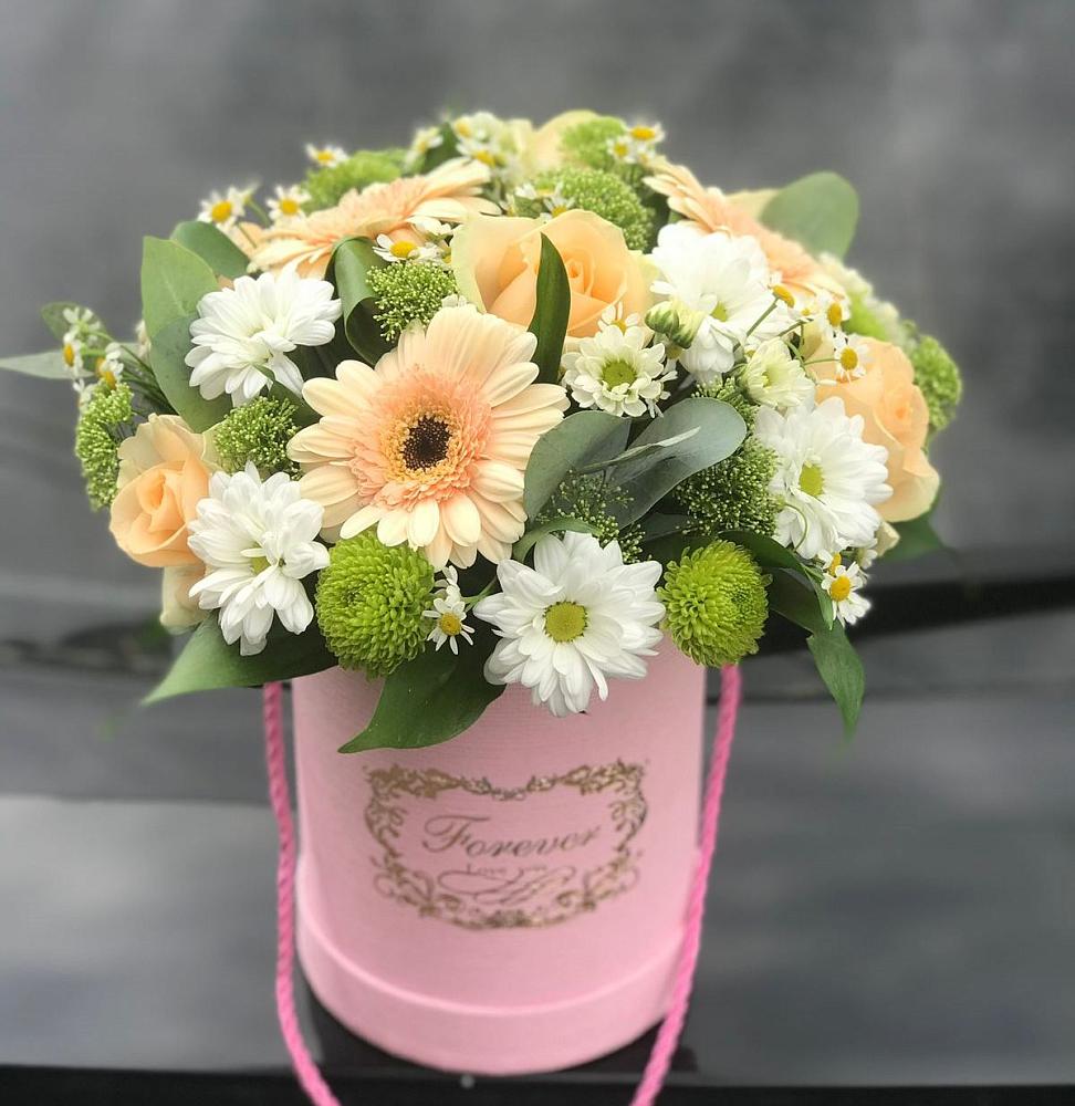 Цветочная композиция из Розы, Герберы и Хризантемы в шляпной коробке в Чермозе