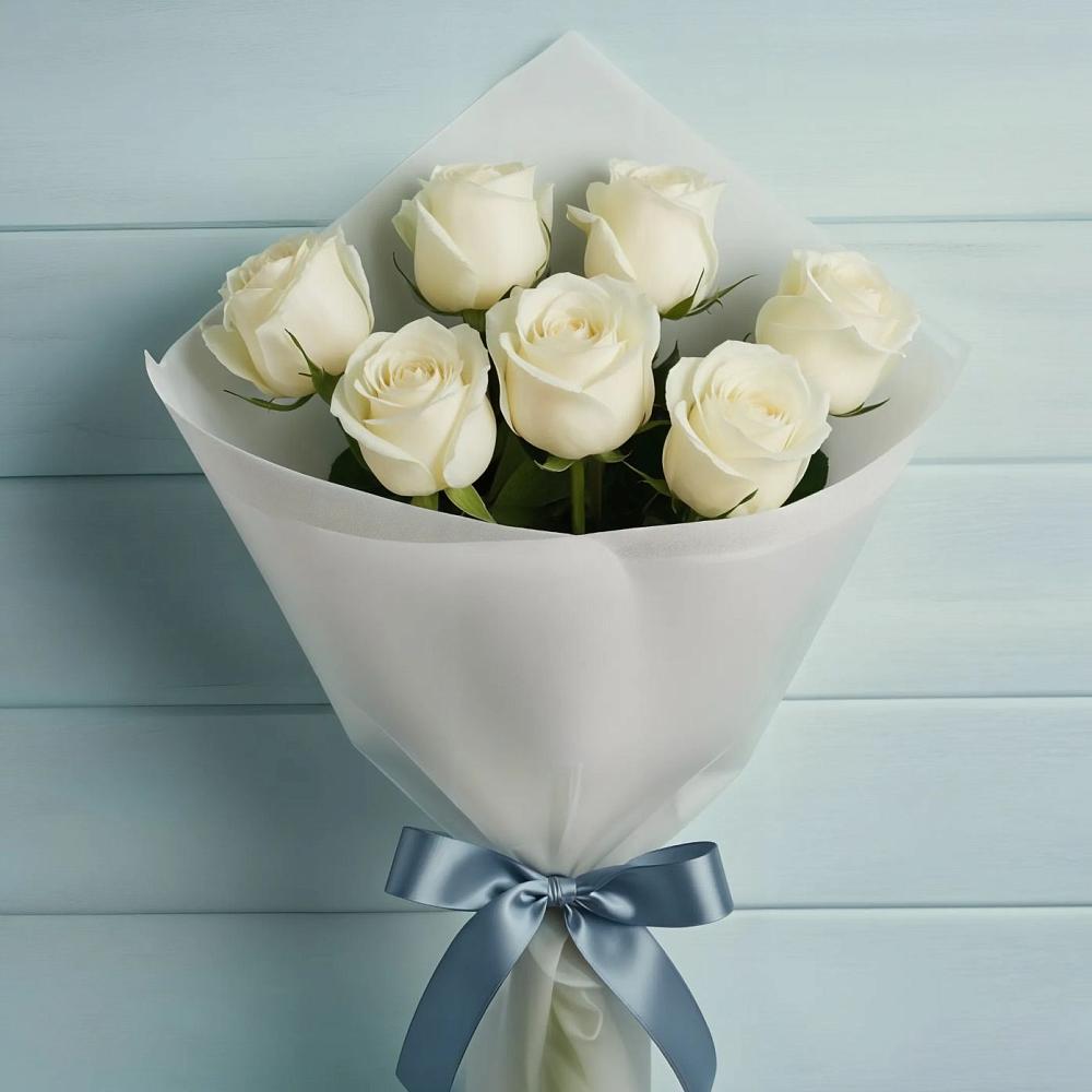 Букет 7 Белых роз Эдлесс Лав в Чермозе