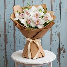 Букет цветов из:  Орхидеи и Розы в Чермозе
